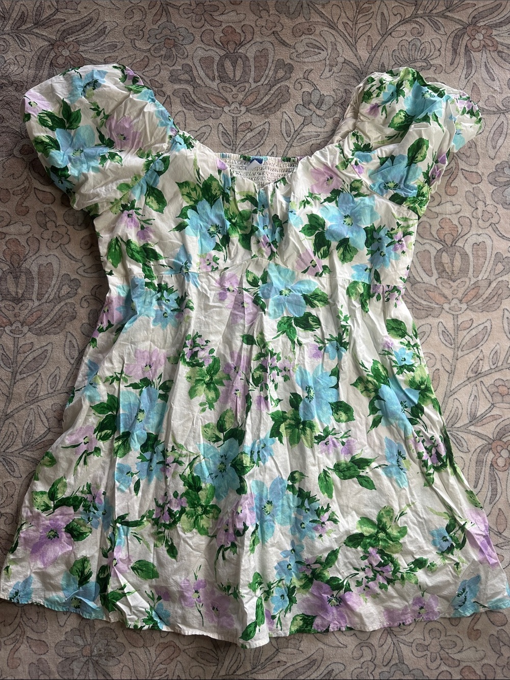 Old navy size XL  Puff Sleeve Women’s dress— White with Blue & Green Floral